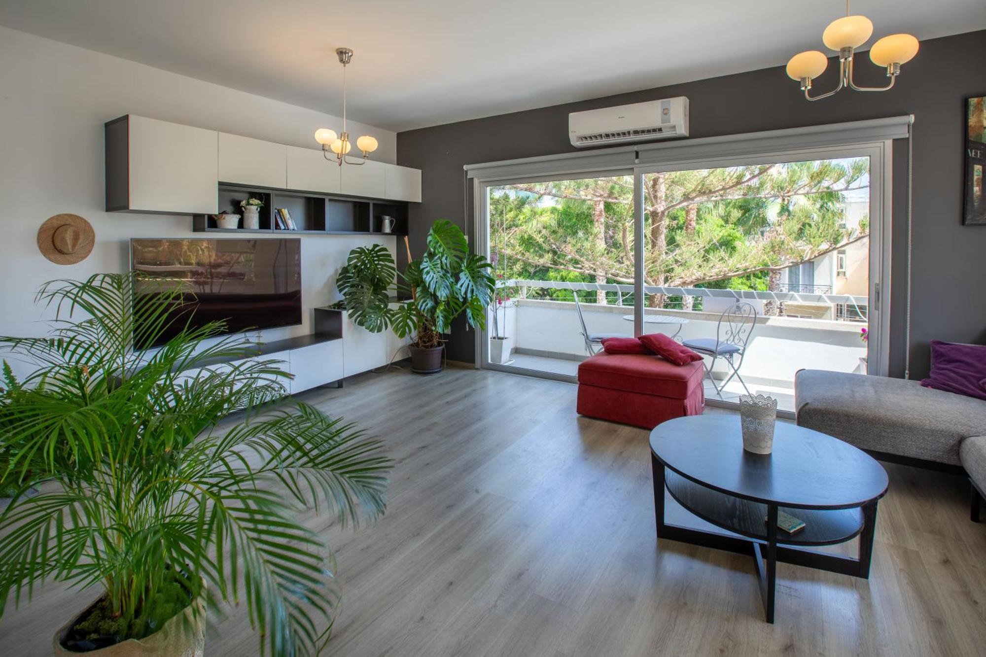 Neapolis Residence Spacious Quiet Near Beach Limasol Dış mekan fotoğraf