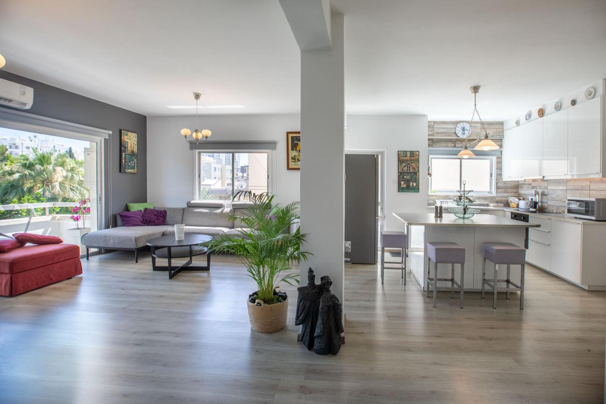 Neapolis Residence Spacious Quiet Near Beach Limasol Dış mekan fotoğraf